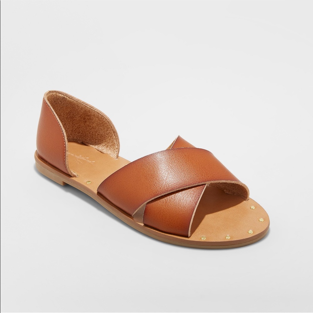 Universal Thread- new crossband slide sandals